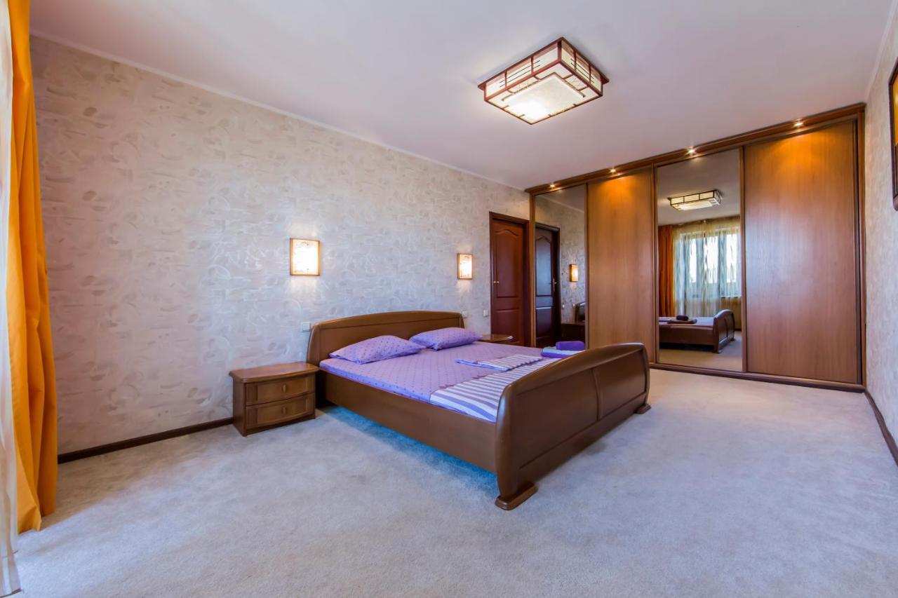 קייב Two-Room Apartments On Maidan Nezavisimosti מראה חיצוני תמונה